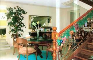 FOR SALE: House Tagaytay 4