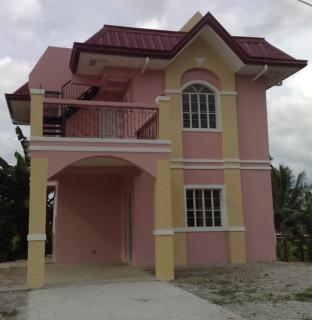 FOR SALE: House Cavite > Silang