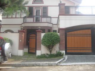 FOR SALE: Apartment / Condo / Townhouse Manila Metropolitan Area > Quezon