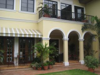 lanai with adjacent guest room