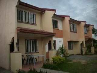 FOR SALE: Apartment / Condo / Townhouse Cavite > Imus