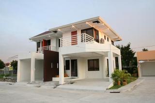 FOR SALE: House Rizal 1