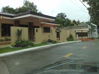 FOR SALE: House Manila Metropolitan Area > Paranaque 1