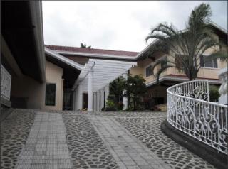 FOR SALE: House Manila Metropolitan Area > Other areas 4