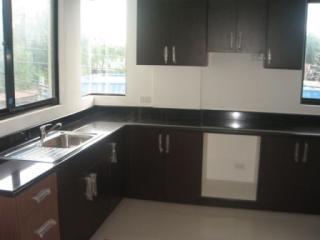 FOR SALE: Apartment / Condo / Townhouse Manila Metropolitan Area > Quezon 3