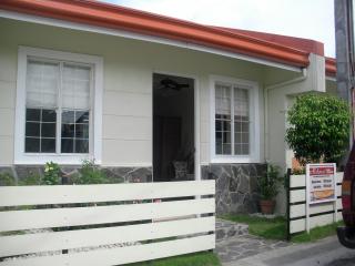 FOR SALE: Apartment / Condo / Townhouse Cavite > Imus