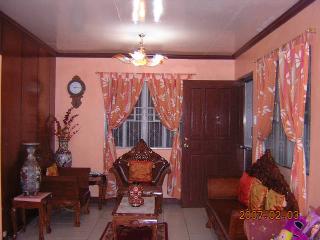 FOR SALE: House Manila Metropolitan Area > Las Pinas 2