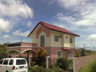 FOR SALE: House Tagaytay