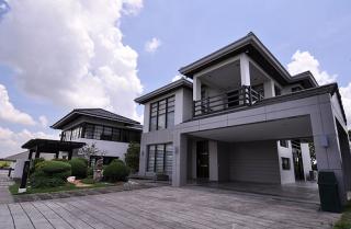 The Facade of Edo Model in Southforbes Tokyo Mansions