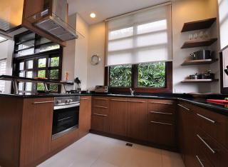 Kitchen of Edo Model in Southforbes Tokyo Mansions