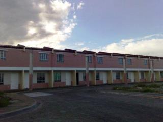 FOR SALE: Apartment / Condo / Townhouse Cavite > Bacoor