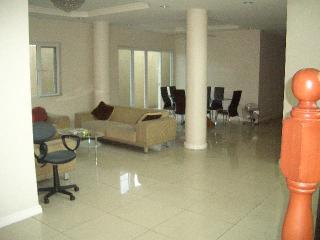 FOR RENT / LEASE: House Manila Metropolitan Area > Pasig