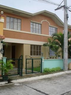 One Car Garage with Pocket Garden