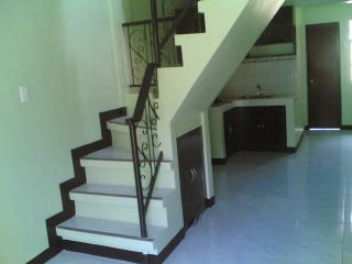 FOR SALE: House Manila Metropolitan Area > Caloocan 2