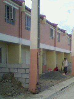 FOR SALE: Apartment / Condo / Townhouse Cavite > Bacoor