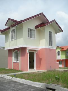 FOR SALE: Apartment / Condo / Townhouse Cavite > Silang