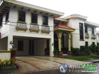 FOR SALE: House Manila Metropolitan Area > Muntinlupa