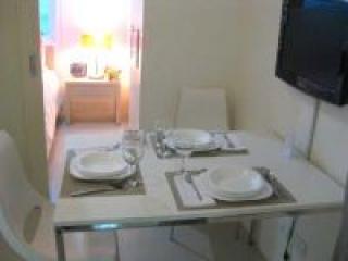 FOR SALE: Apartment / Condo / Townhouse Manila Metropolitan Area > Makati 2