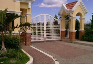 FOR SALE: House Cavite > Dasmarinas 1