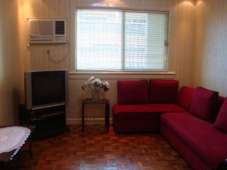 FOR RENT / LEASE: Apartment / Condo / Townhouse Manila Metropolitan Area > Makati 4