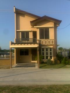 FOR SALE: House Pampanga