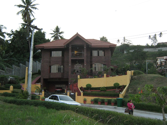 FOR SALE: House Davao >Davao City