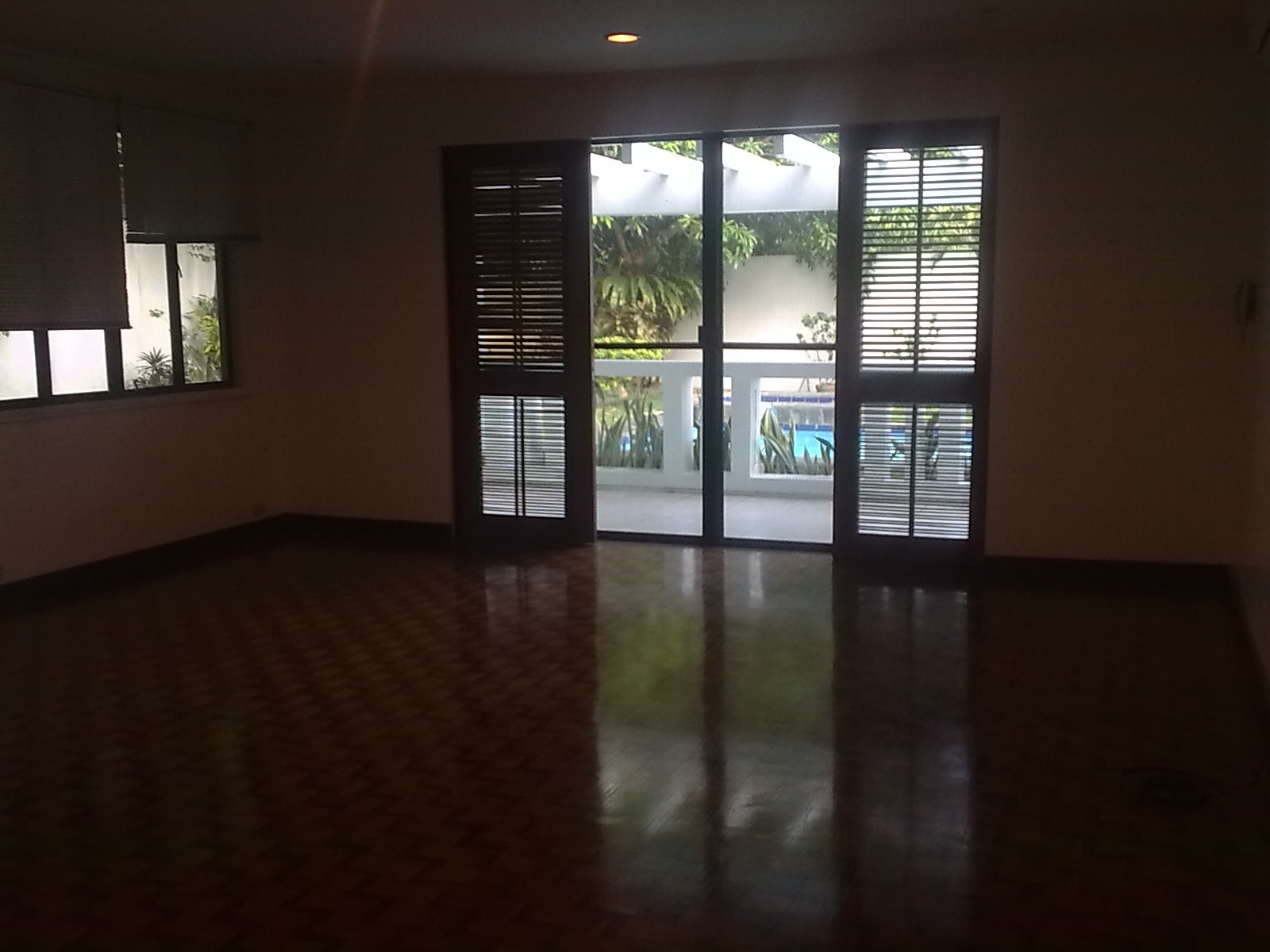 FOR SALE: House Manila Metropolitan Area > Makati