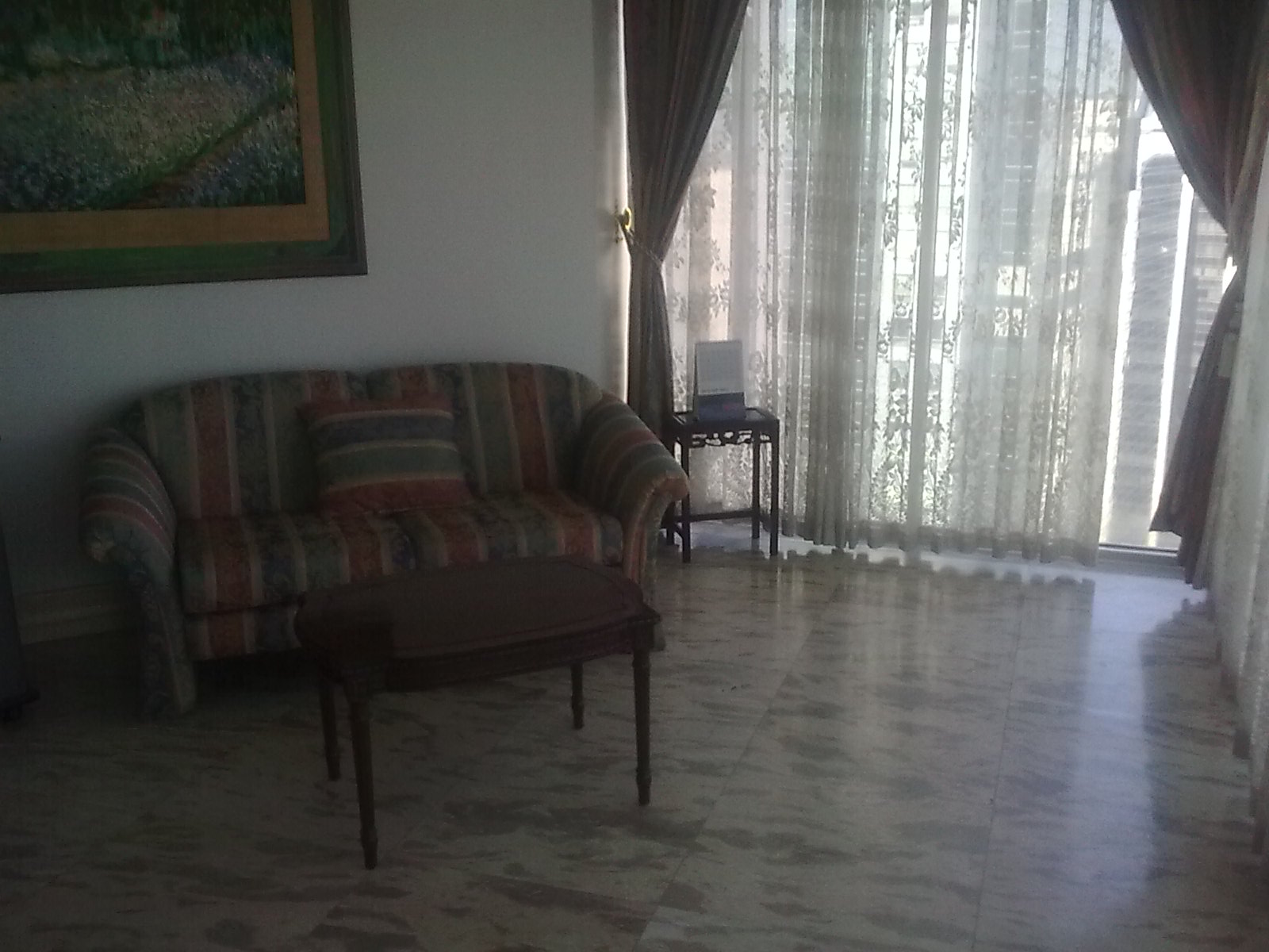 FOR RENT / LEASE: Apartment / Condo / Townhouse Manila Metropolitan Area > Makati 3