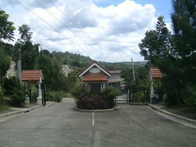 FOR SALE: Apartment / Condo / Townhouse Rizal > Antipolo 1