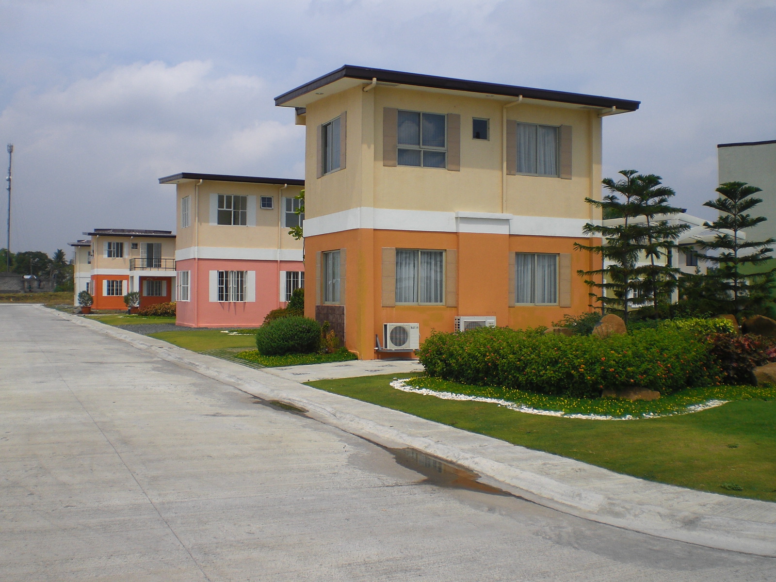 FOR SALE: House Cavite > Imus 2