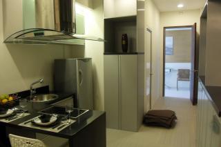 FOR SALE: Apartment / Condo / Townhouse Manila Metropolitan Area > Makati 4