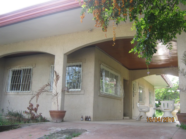 FOR RENT / LEASE: House Davao >Davao City 1