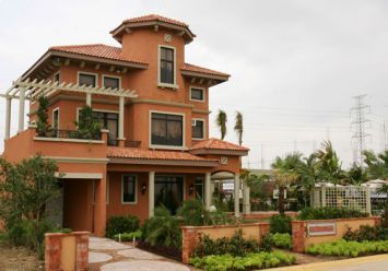 FOR SALE: Apartment / Condo / Townhouse Cavite 11