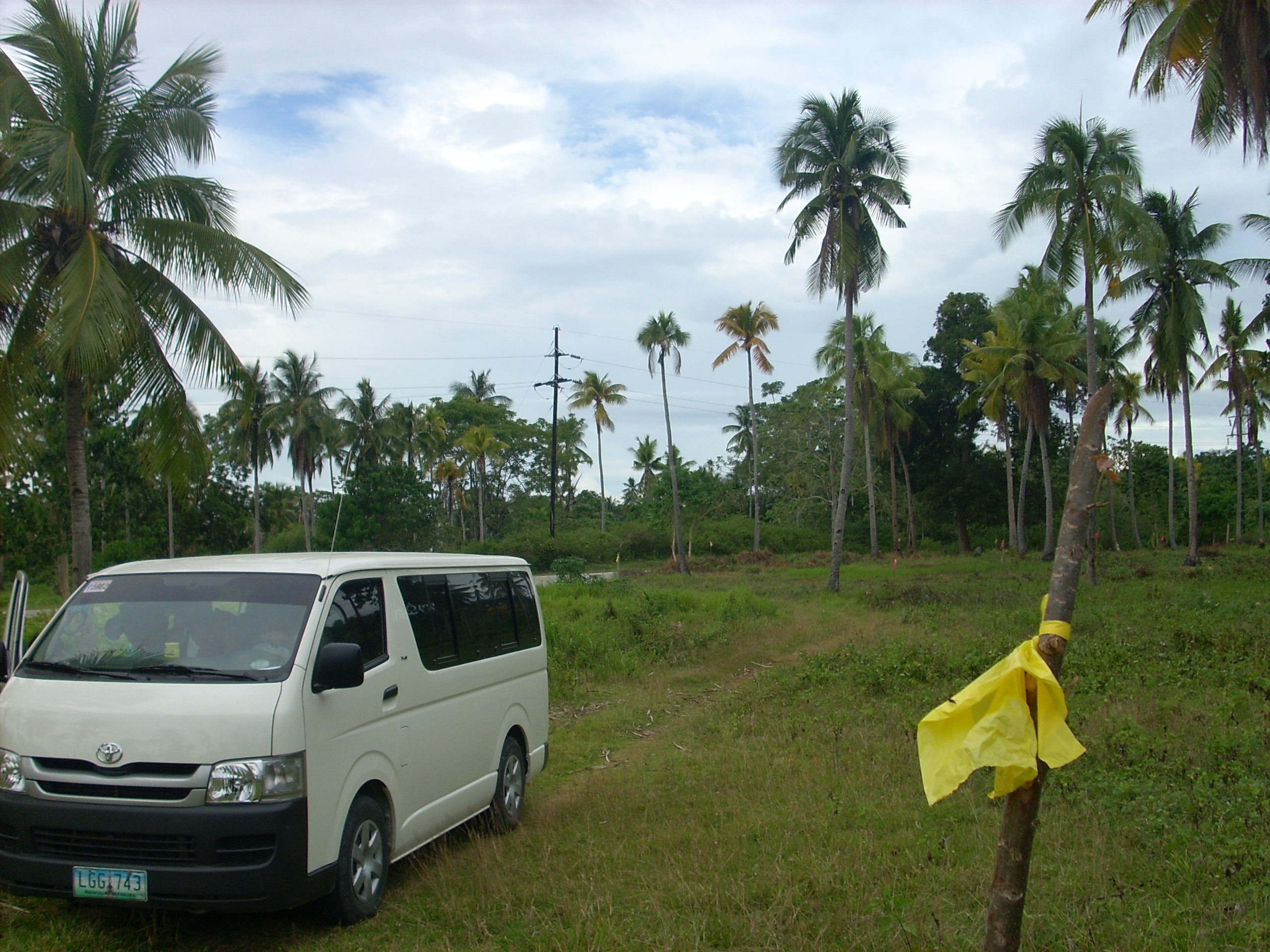 Kaputian Commercial Lot with common beach