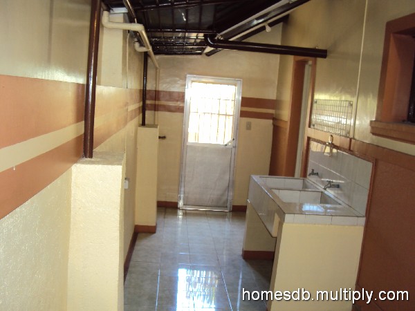 FOR SALE: House Manila Metropolitan Area > Paranaque