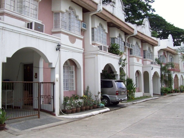 FOR RENT / LEASE: Apartment / Condo / Townhouse Davao >Davao City