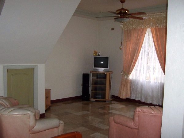 FOR RENT / LEASE: Apartment / Condo / Townhouse Davao >Davao City 1