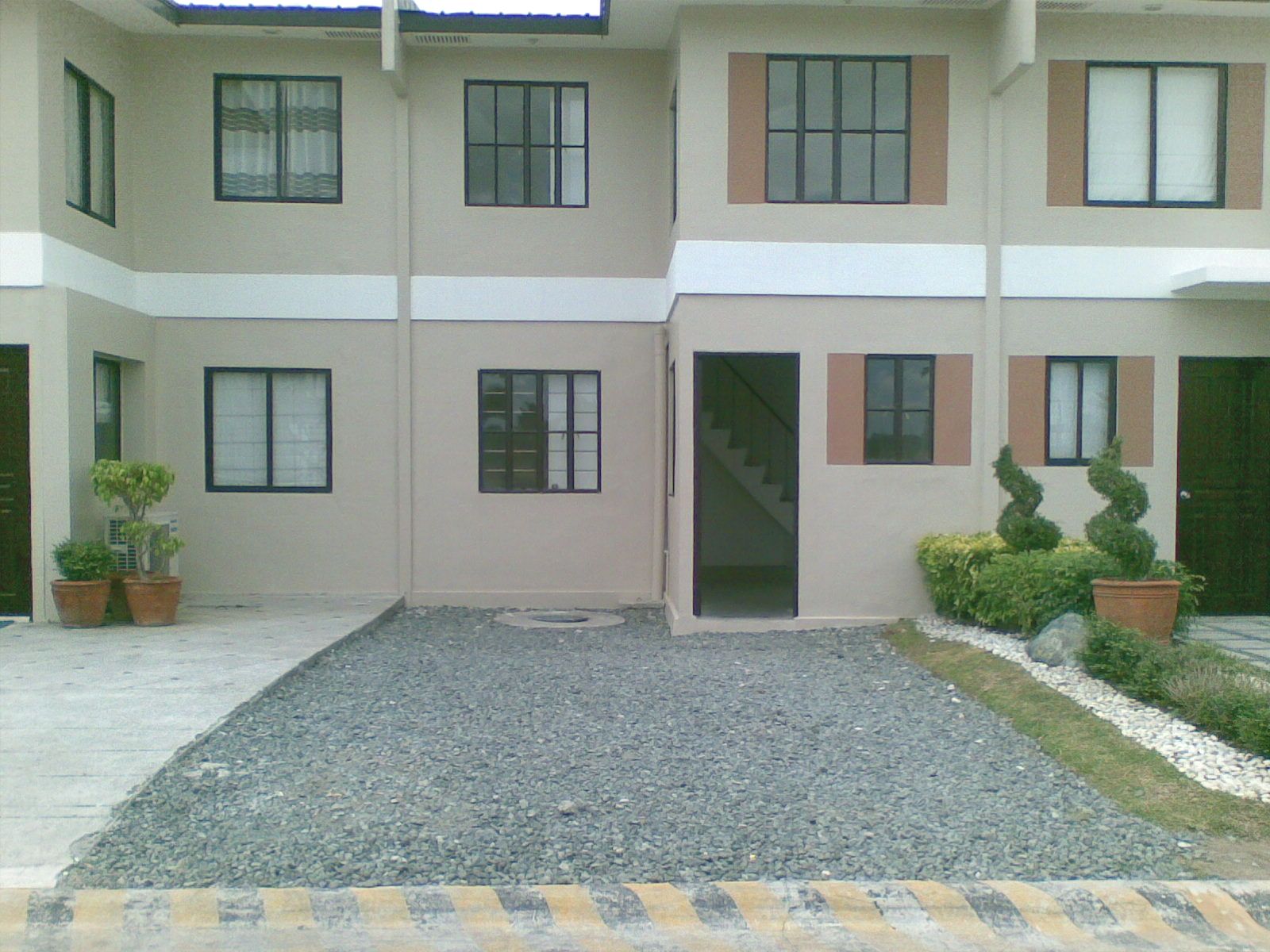 FOR SALE: Apartment / Condo / Townhouse Cavite