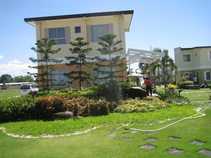 FOR SALE: House Cavite > Imus 4