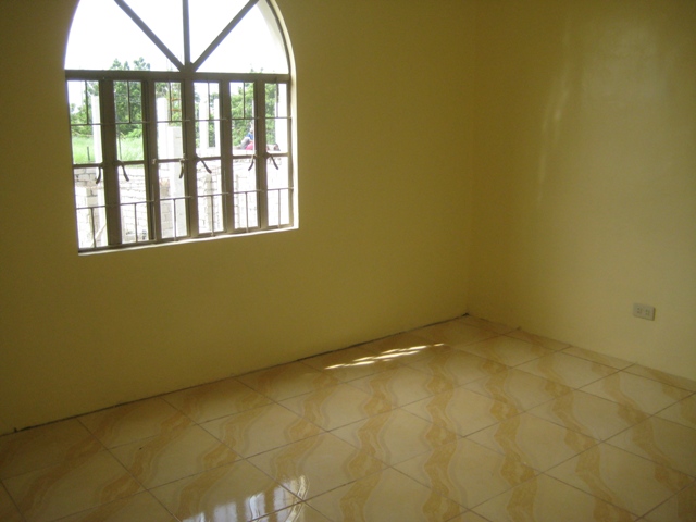 FOR SALE: Apartment / Condo / Townhouse Cavite 11