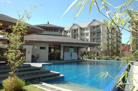 RAYA GARDEN CONDOMINIUMS (READY FOR OCCUPANCY!!  FEW UNITS LEFT)  A mid-rise residential condominium in Paranaque that offers unique Balinese  inspired , resort â€“residential environment that exudes the feel of a sanctuary amidst the bustle of the city. 