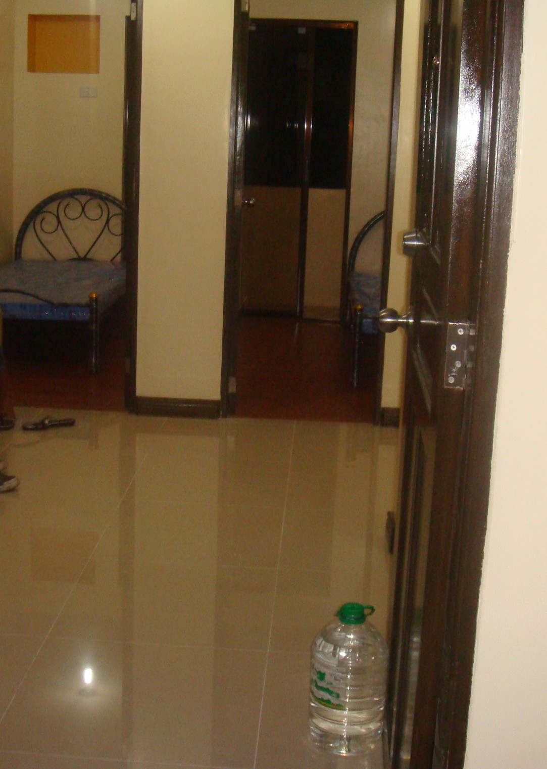 FOR SALE: Apartment / Condo / Townhouse Manila Metropolitan Area > Mandaluyong 4