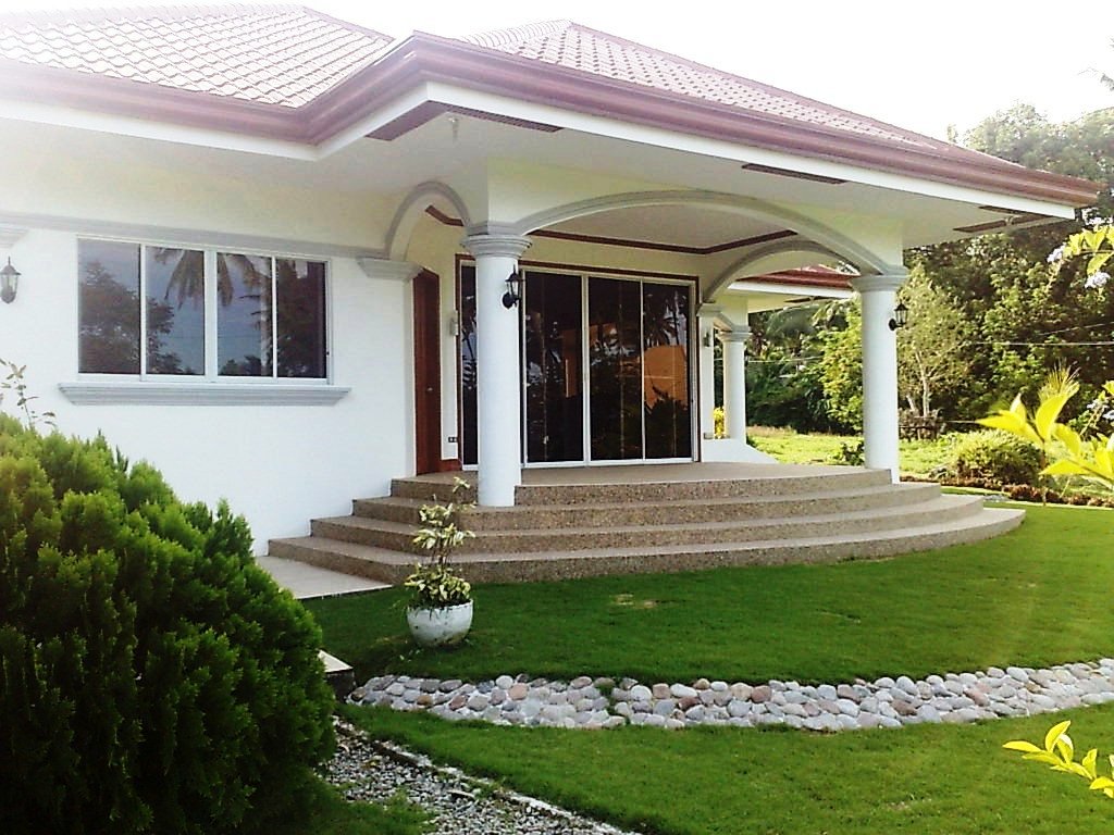 view of the patio facing the ocean