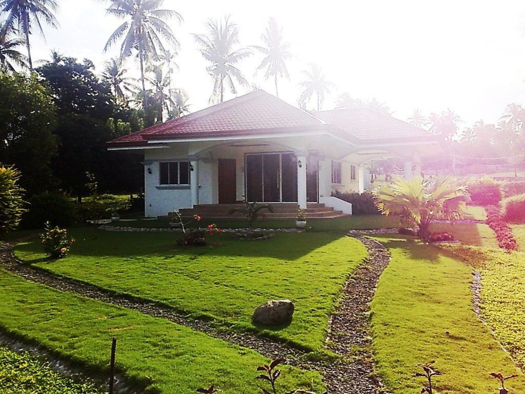 view of the house facing the ocean