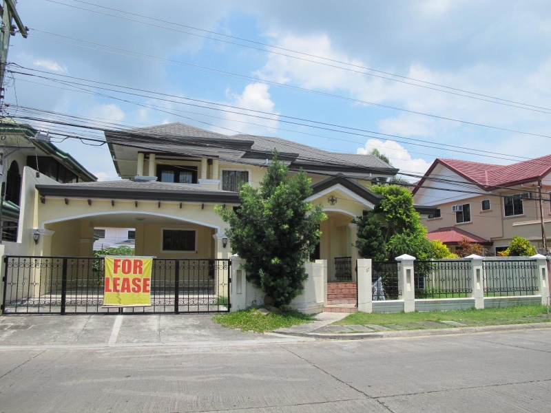 FOR RENT / LEASE: House Davao >Davao City