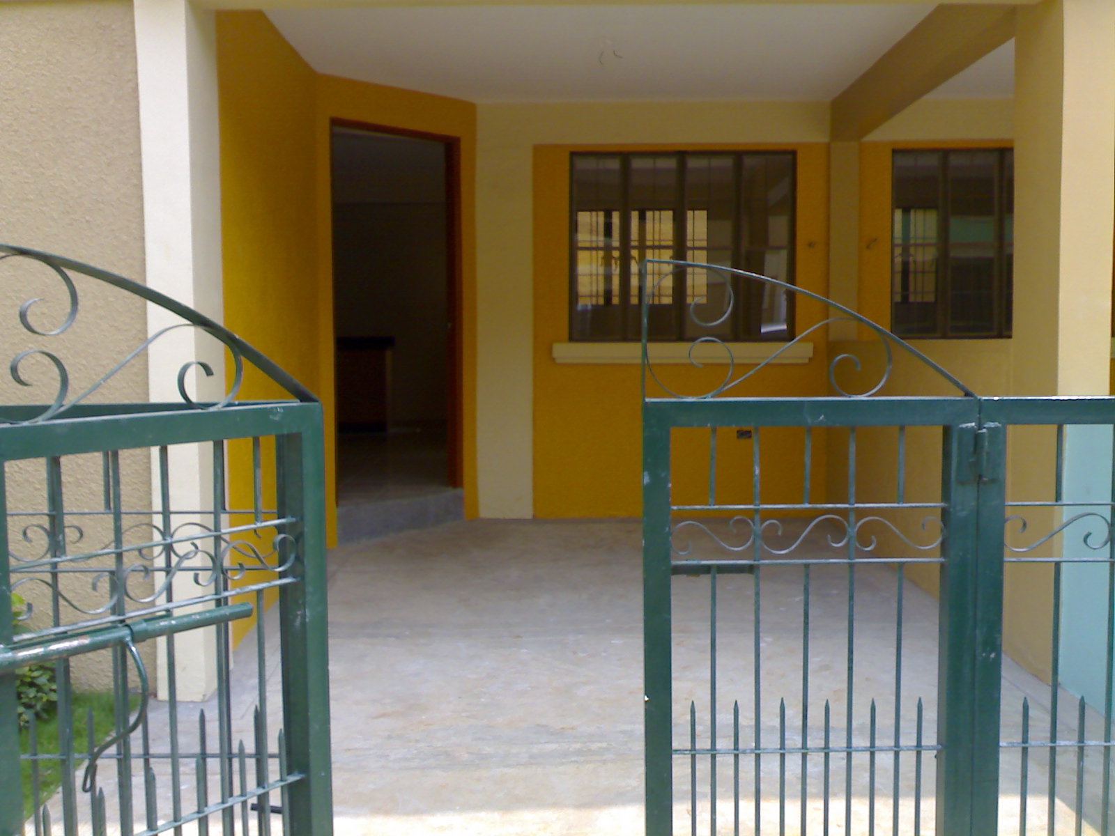 FOR SALE: Apartment / Condo / Townhouse Rizal > Antipolo 2