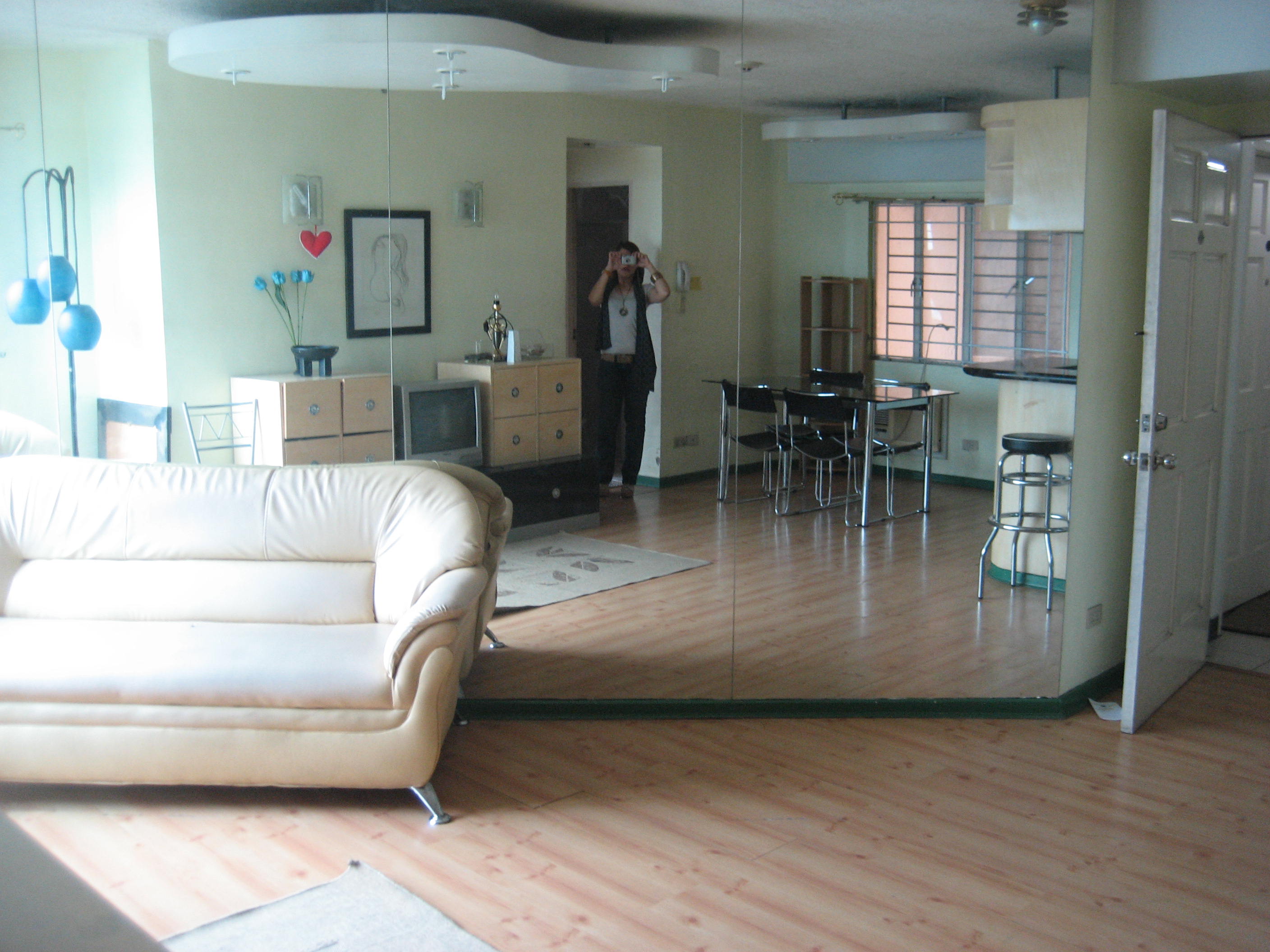 FOR SALE: Apartment / Condo / Townhouse Manila Metropolitan Area > Quezon 1