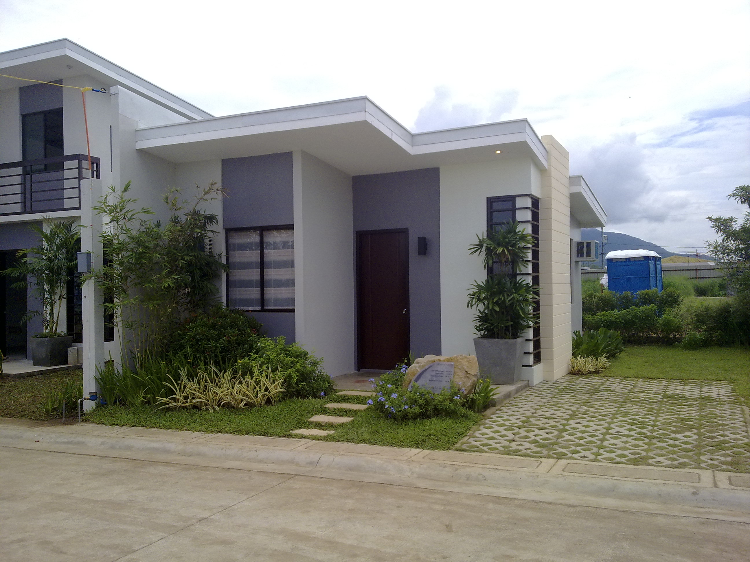 FOR SALE: House Laguna > Calamba 2