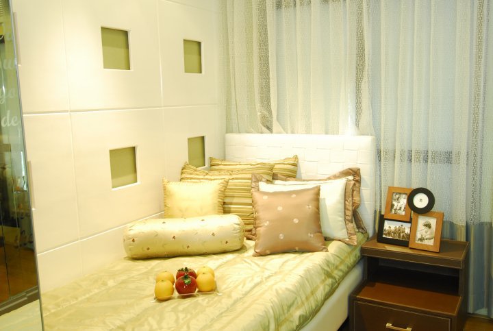 FOR SALE: Apartment / Condo / Townhouse Manila Metropolitan Area > Makati 2