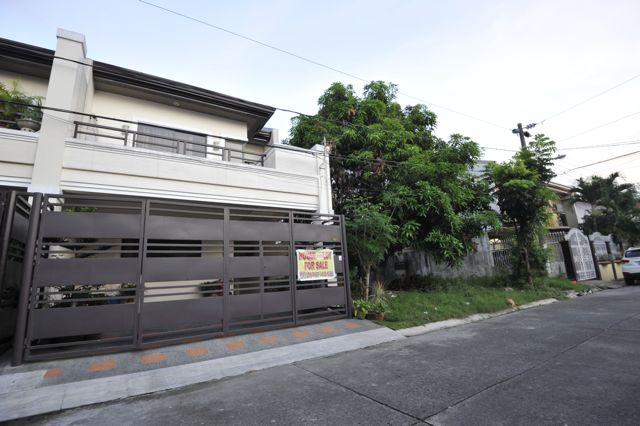 FOR SALE: House Manila Metropolitan Area > Other areas 2